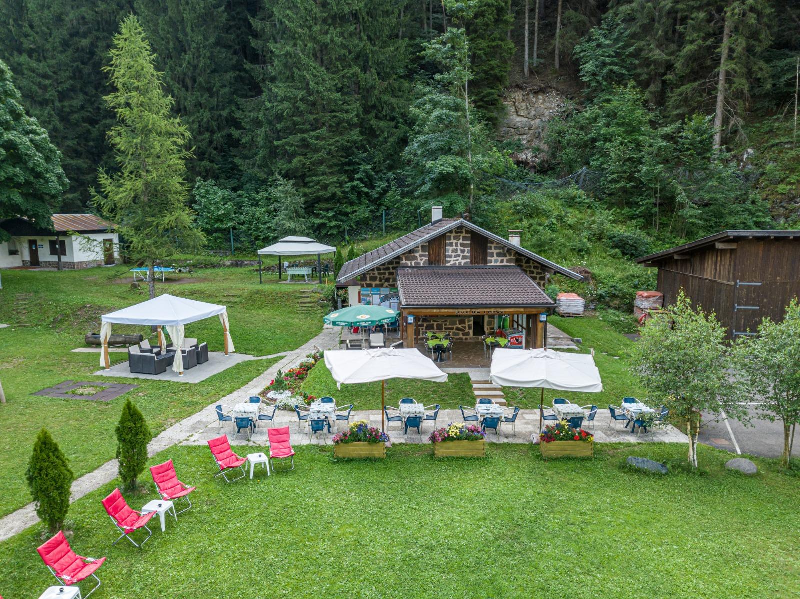 Il bar al parco del Circolo Tennis Predazzo